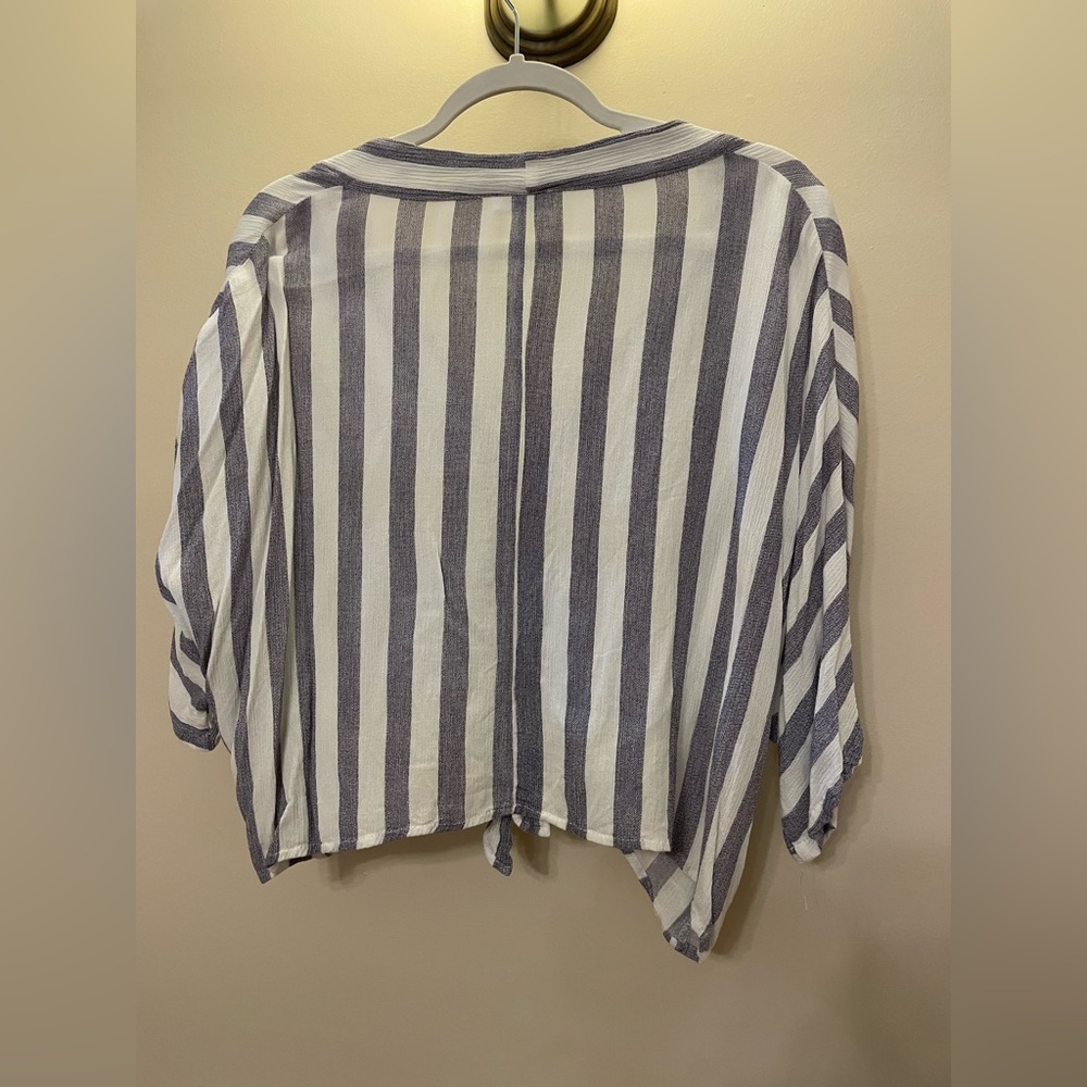 Flutter Sleeves. - image 5